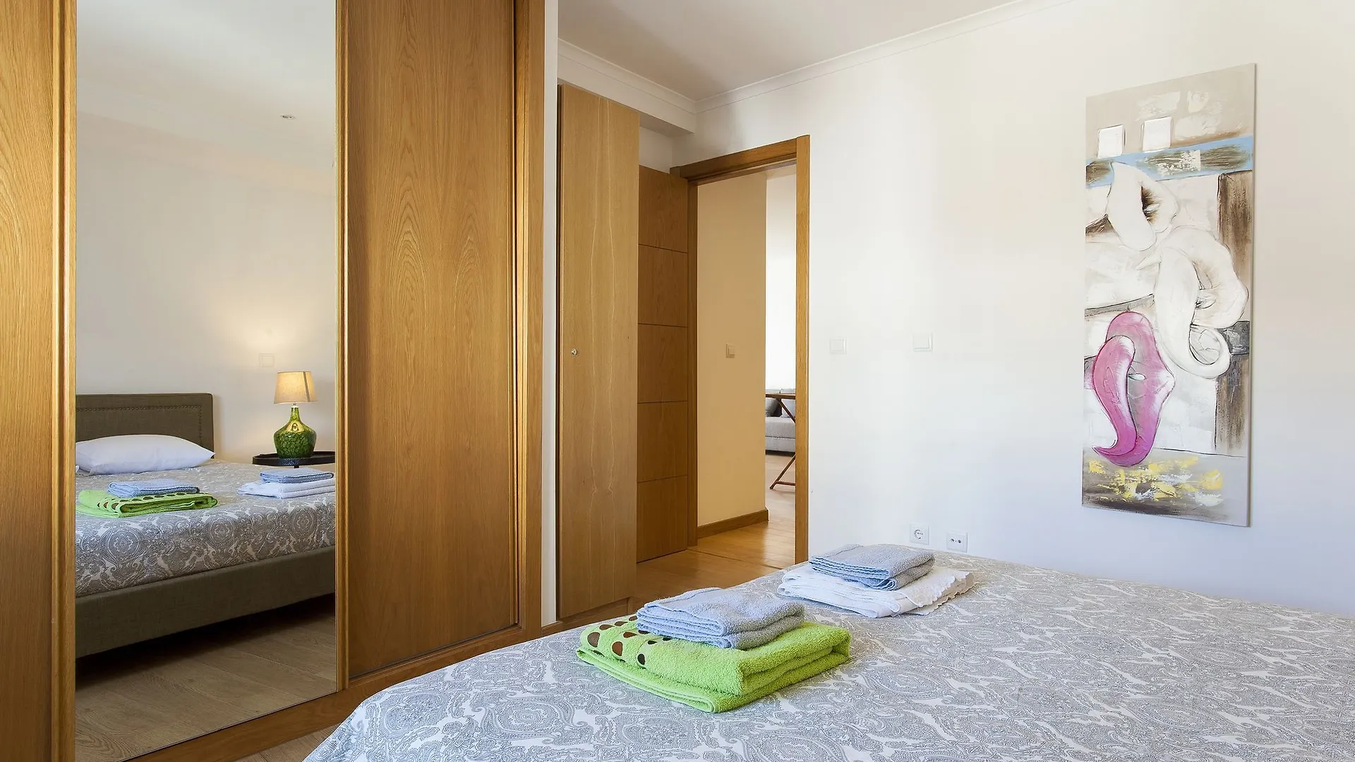 Charming Intendente II By Homing Lisbon Apartment